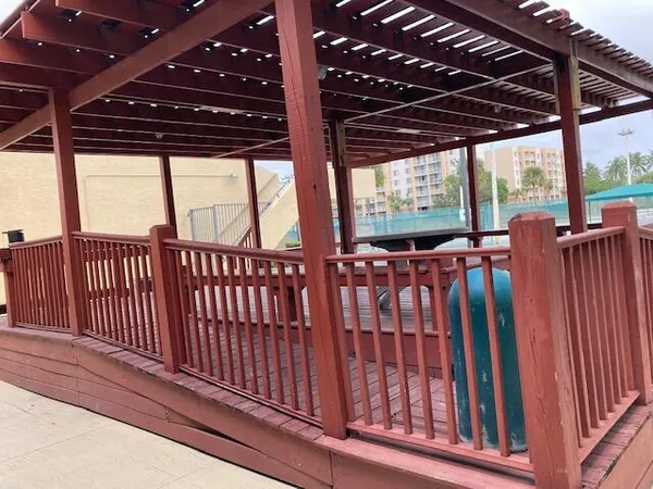 $2,000 | 2820 Tennis Club Drive, Unit 401, West Palm Beach, FL 33417