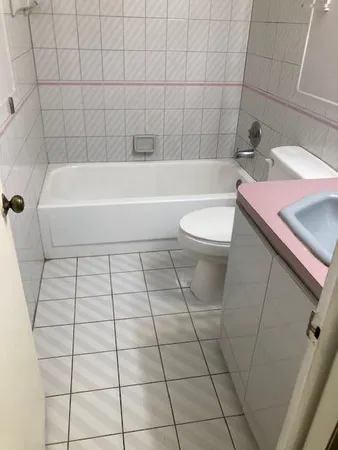 $2,000 | 2820 Tennis Club Drive, Unit 401, West Palm Beach, FL 33417