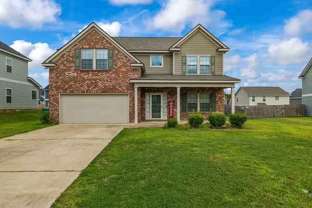 $385,000 | 107 Lee Road 2220, Smiths Station, AL 36877