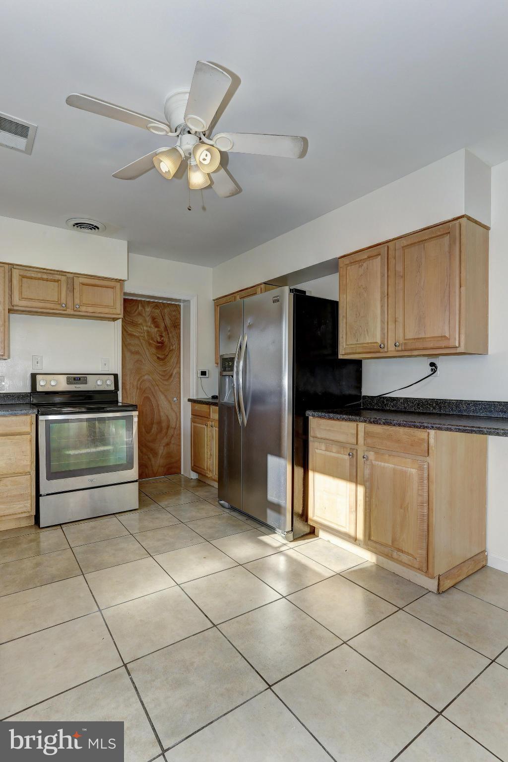 6108 Buckler Road Clinton, MD 20735 - Photo 12 of 24 Kitchen
