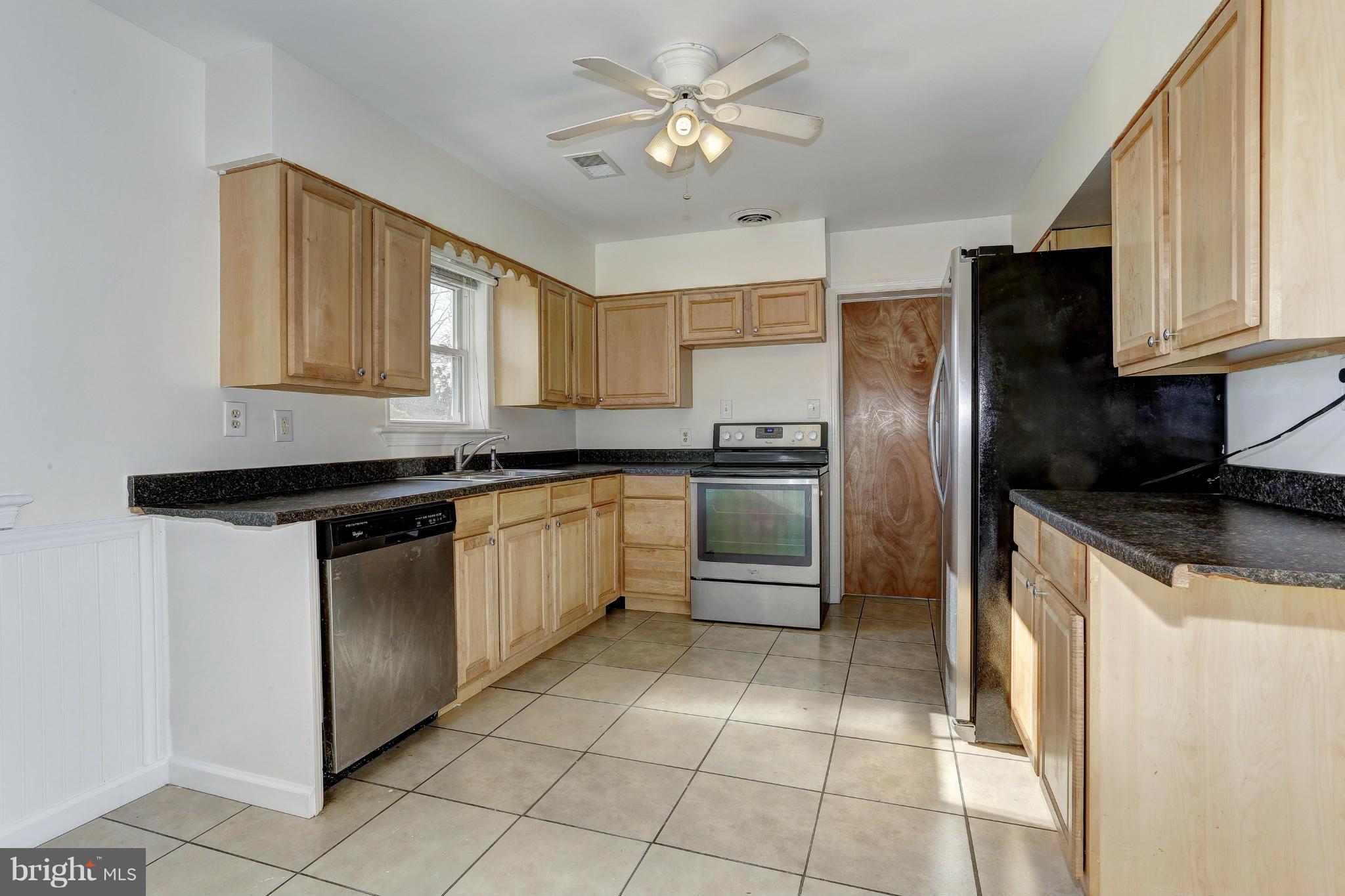 6108 Buckler Road Clinton, MD 20735 - Photo 9 of 24 Kitchen
