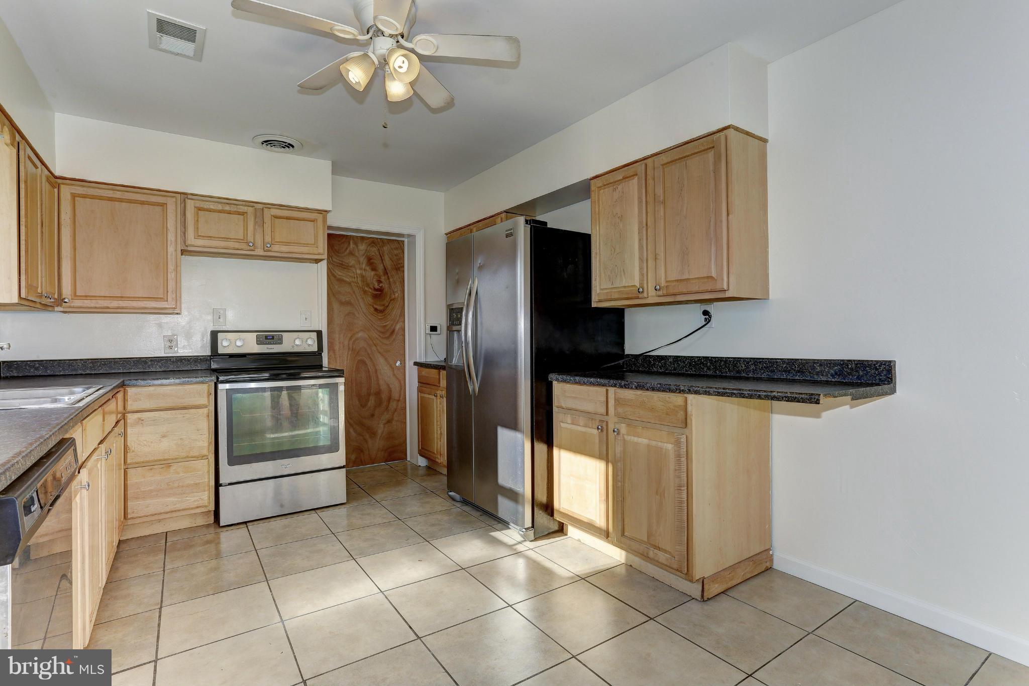 6108 Buckler Road Clinton, MD 20735 - Photo 10 of 24 Kitchen