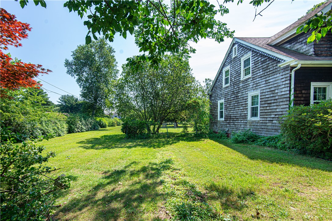 55 Sowams Road Barrington, RI 02806 - Photo 15 of 46
