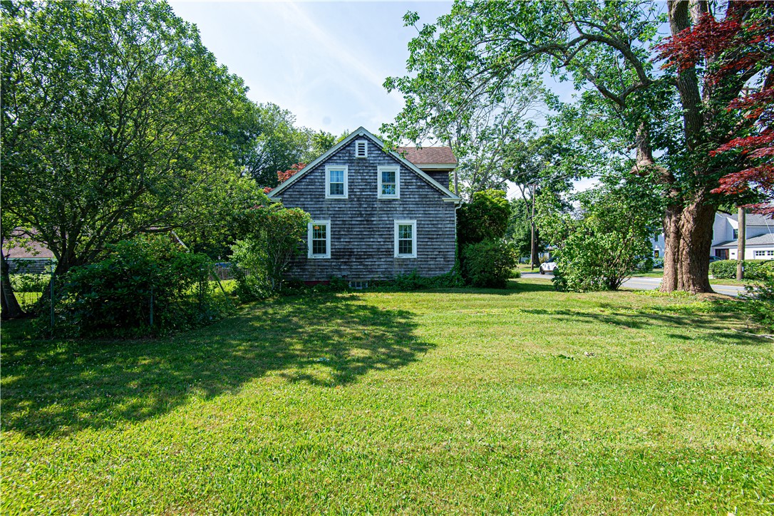 55 Sowams Road Barrington, RI 02806 - Photo 16 of 46