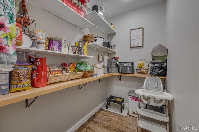 $390,000 | 718 Deerfield Lane, Farmington, MO 63640