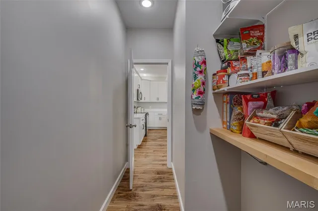 $390,000 | 718 Deerfield Lane, Farmington, MO 63640