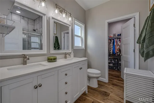 $390,000 | 718 Deerfield Lane, Farmington, MO 63640