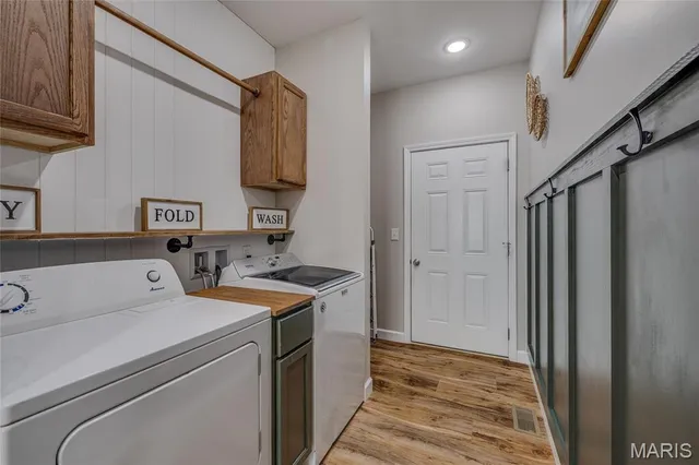 $390,000 | 718 Deerfield Lane, Farmington, MO 63640