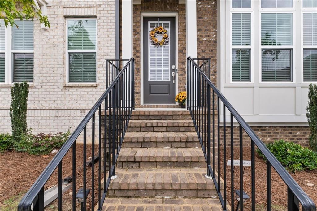 1182 Edwin Lane Sugar Hill, GA 30518 - Photo 3 of 32