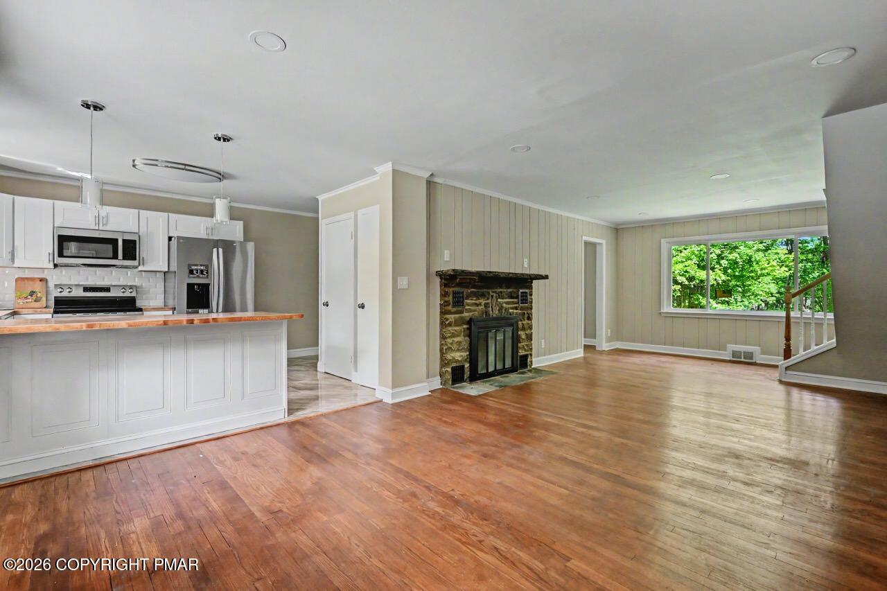 754 Carlton Road Tobyhanna, PA 18466 - Photo 11 of 57 754 Carlton Rd 09 Large