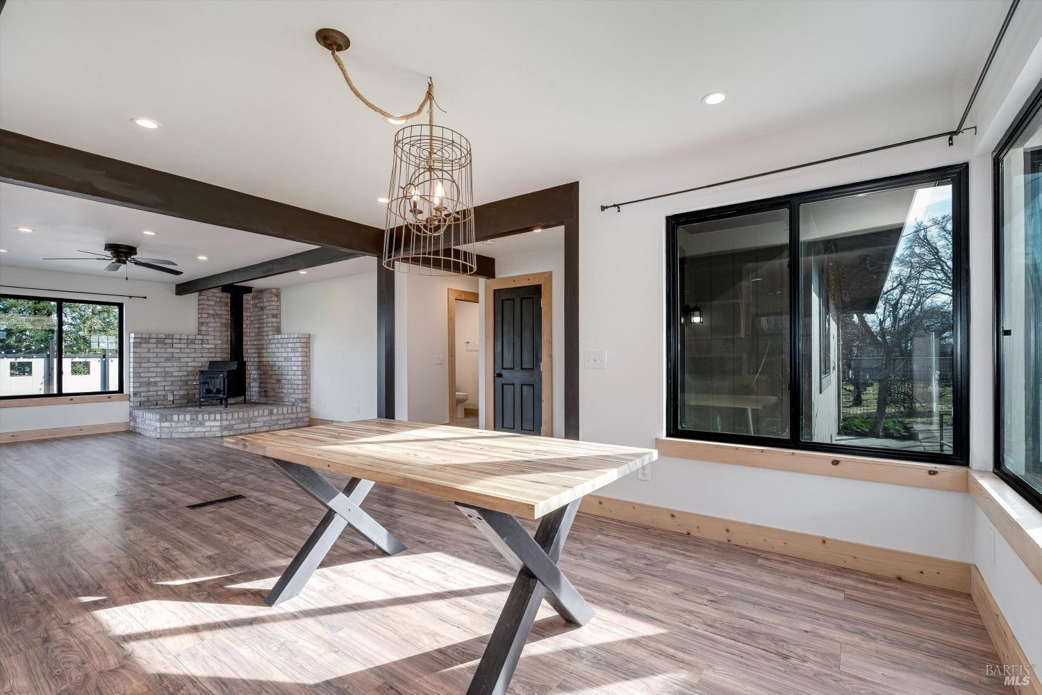 985 Gumview Road Windsor, CA 95492 - Photo 20 of 48 a view of a room with a table and chairs
