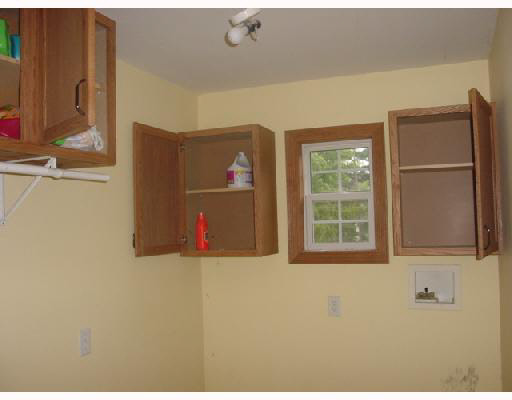 55182 Mayflower Road South Bend, IN 46628 - Photo 7 of 8 Gallery Image 7