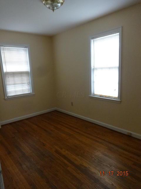 445 East Beaumont Road Columbus, OH 43214 - Photo 11 of 29 Gallery Image 11