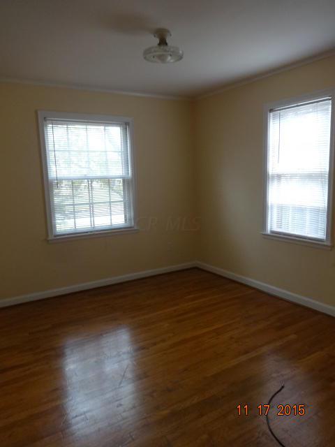 445 East Beaumont Road Columbus, OH 43214 - Photo 12 of 29 Gallery Image 12