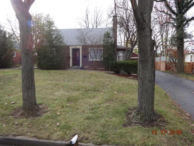 445 East Beaumont Road Columbus, OH 43214 - Photo 2 of 29 Gallery Image 2