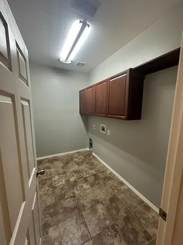 $2,550 | 900 Lake Worth Trail, Little Elm, TX 75068