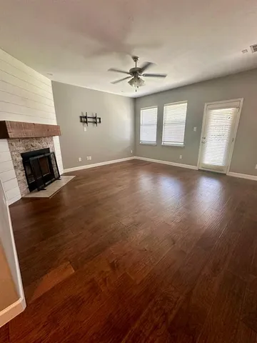 $2,550 | 900 Lake Worth Trail, Little Elm, TX 75068