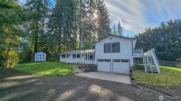 $505,000 | 55 Meadowood Drive, Elma, WA 98541