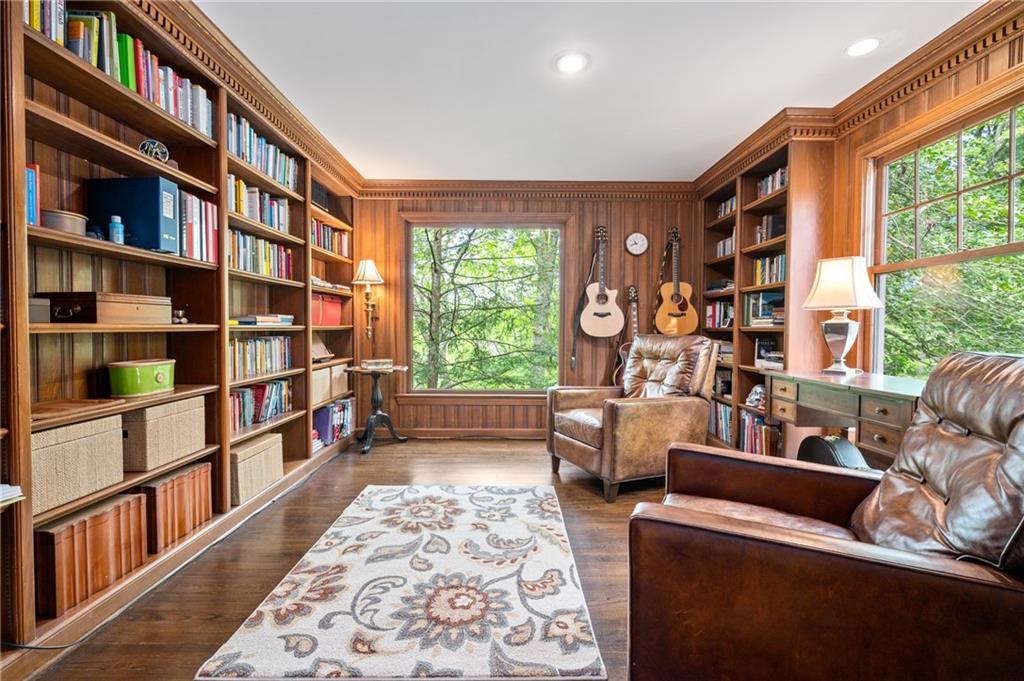 1256 Fox Chapel Road Pittsburgh, PA 15238 - Photo 11 of 24 Gallery Image 11