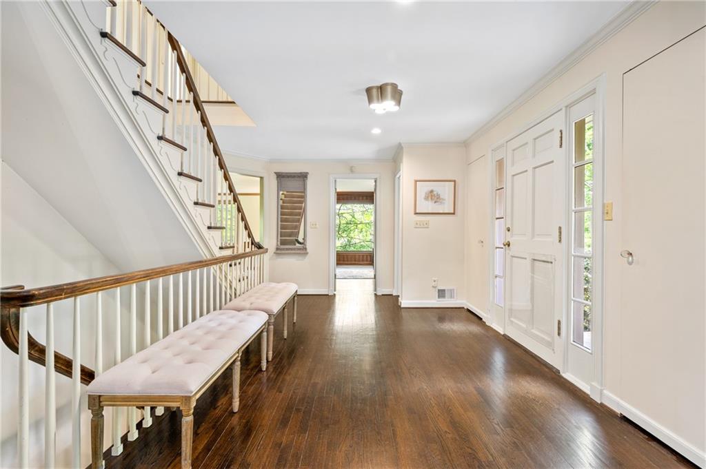 1256 Fox Chapel Road Pittsburgh, PA 15238 - Photo 3 of 24 Gallery Image 3