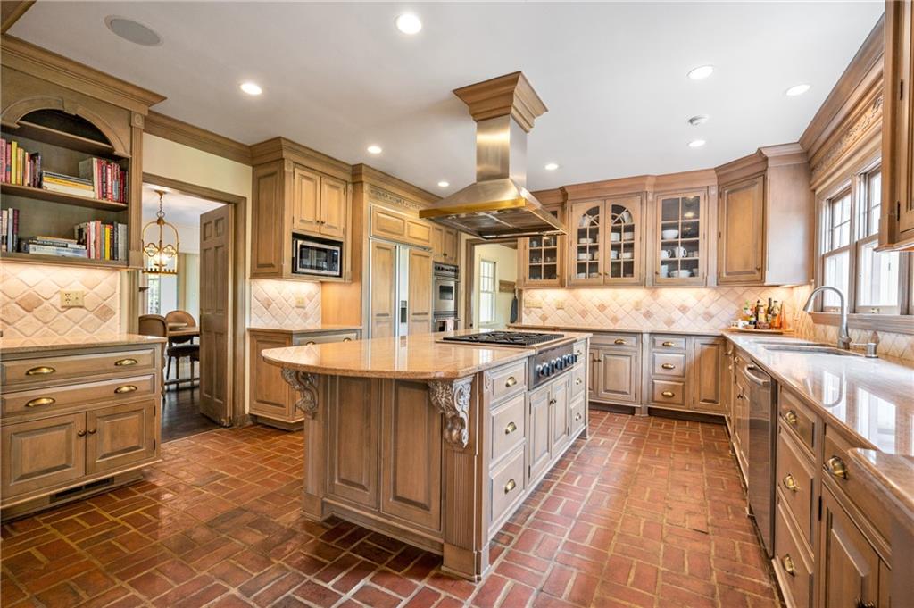 1256 Fox Chapel Road Pittsburgh, PA 15238 - Photo 4 of 24 Gallery Image 4