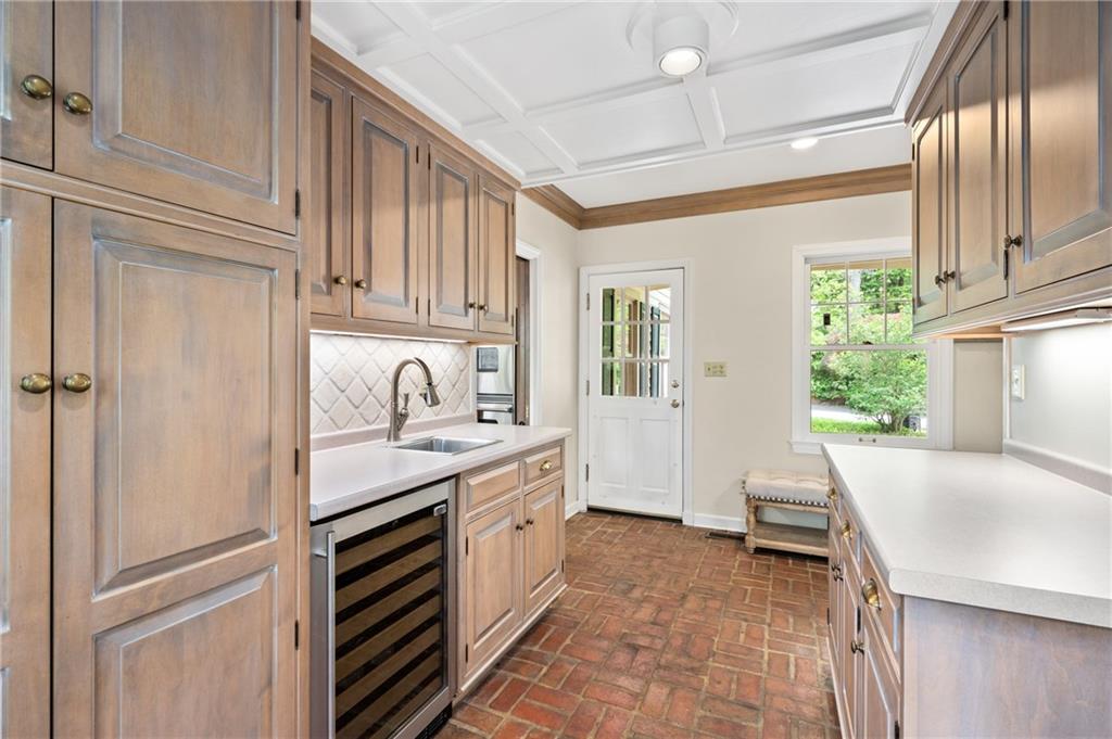 1256 Fox Chapel Road Pittsburgh, PA 15238 - Photo 7 of 24 Gallery Image 7