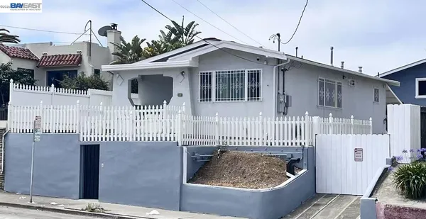 $699,000 | 3325 MacArthur Boulevard, Oakland, CA 94602