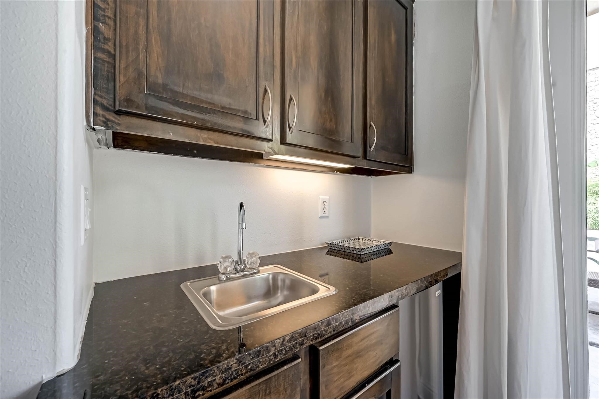 5202 Rose Street, Unit A Houston, TX 77007 - Photo 36 of 43