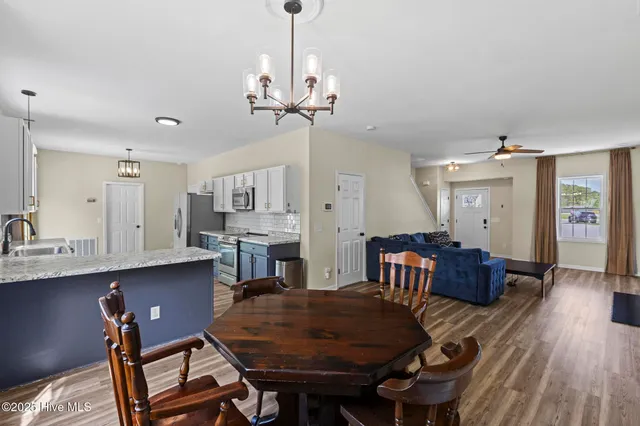 $1,800 | 132 Azalea Plantation Boulevard, Maysville, NC 28555