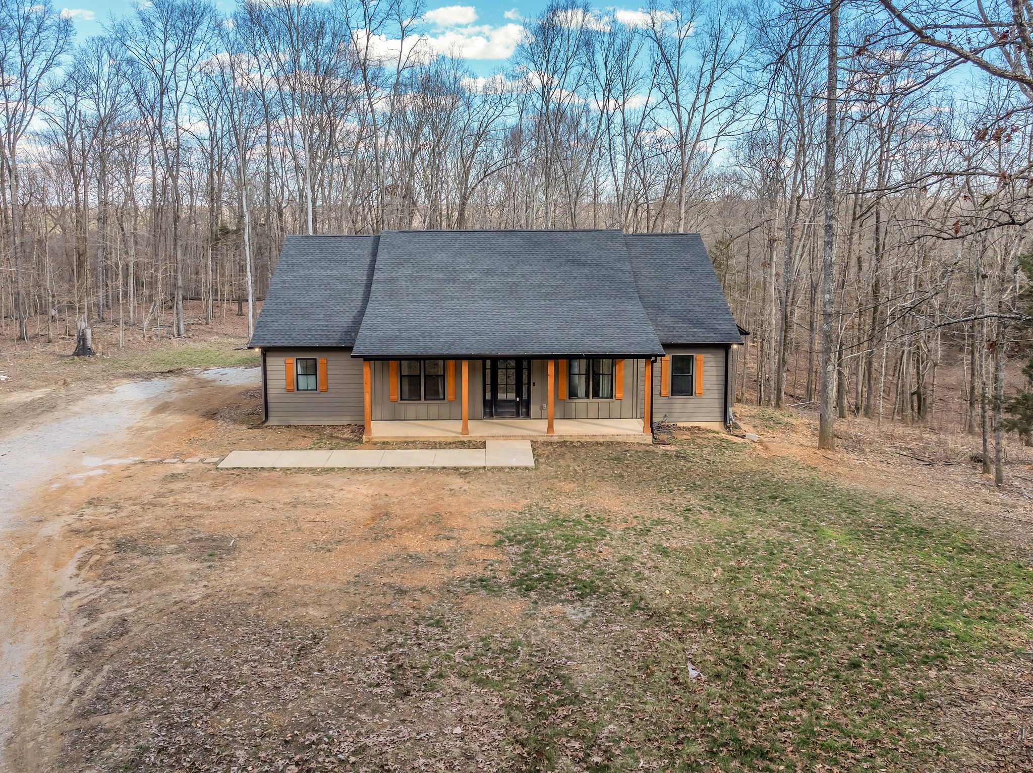 988 Slayden Wood Road Vanleer, TN 37181 - Photo 2 of 32 Gallery Image 2