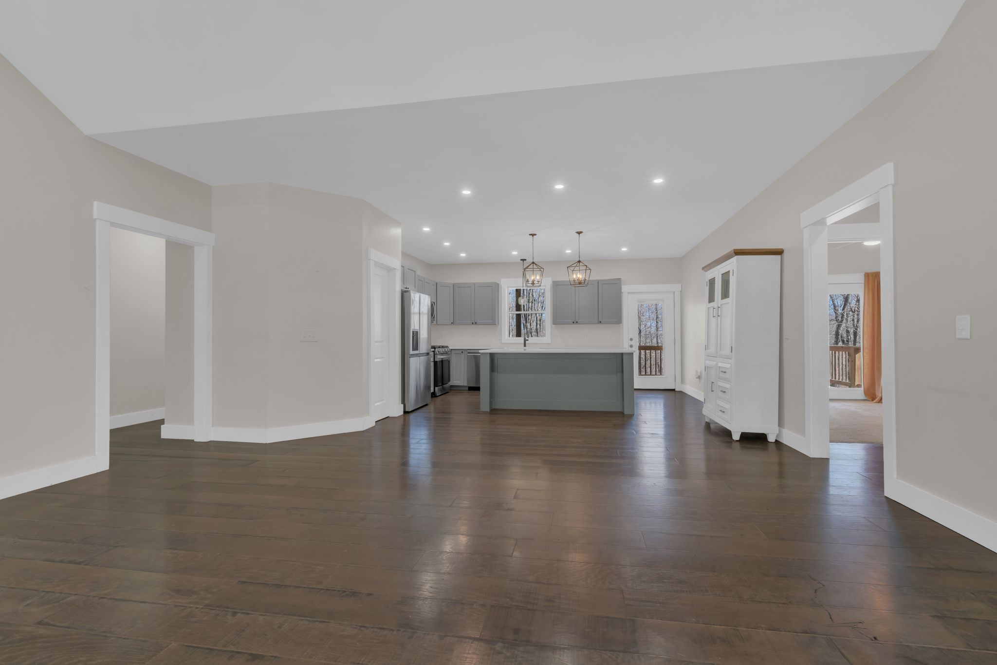 988 Slayden Wood Road Vanleer, TN 37181 - Photo 10 of 32 Gallery Image 10