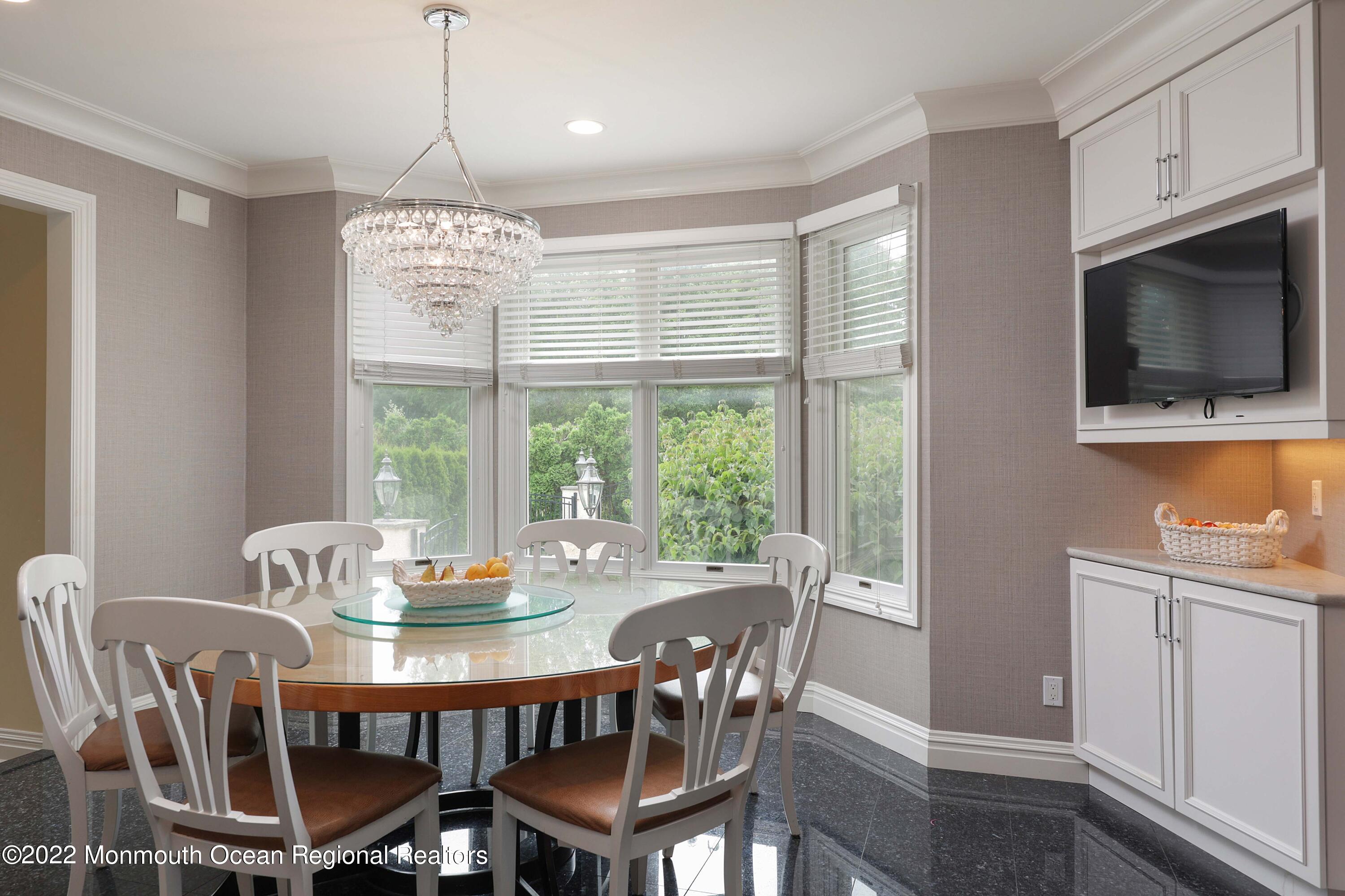 150 Highland Ridge Road Manalapan, NJ 07726 - Photo 18 of 59 758A3523