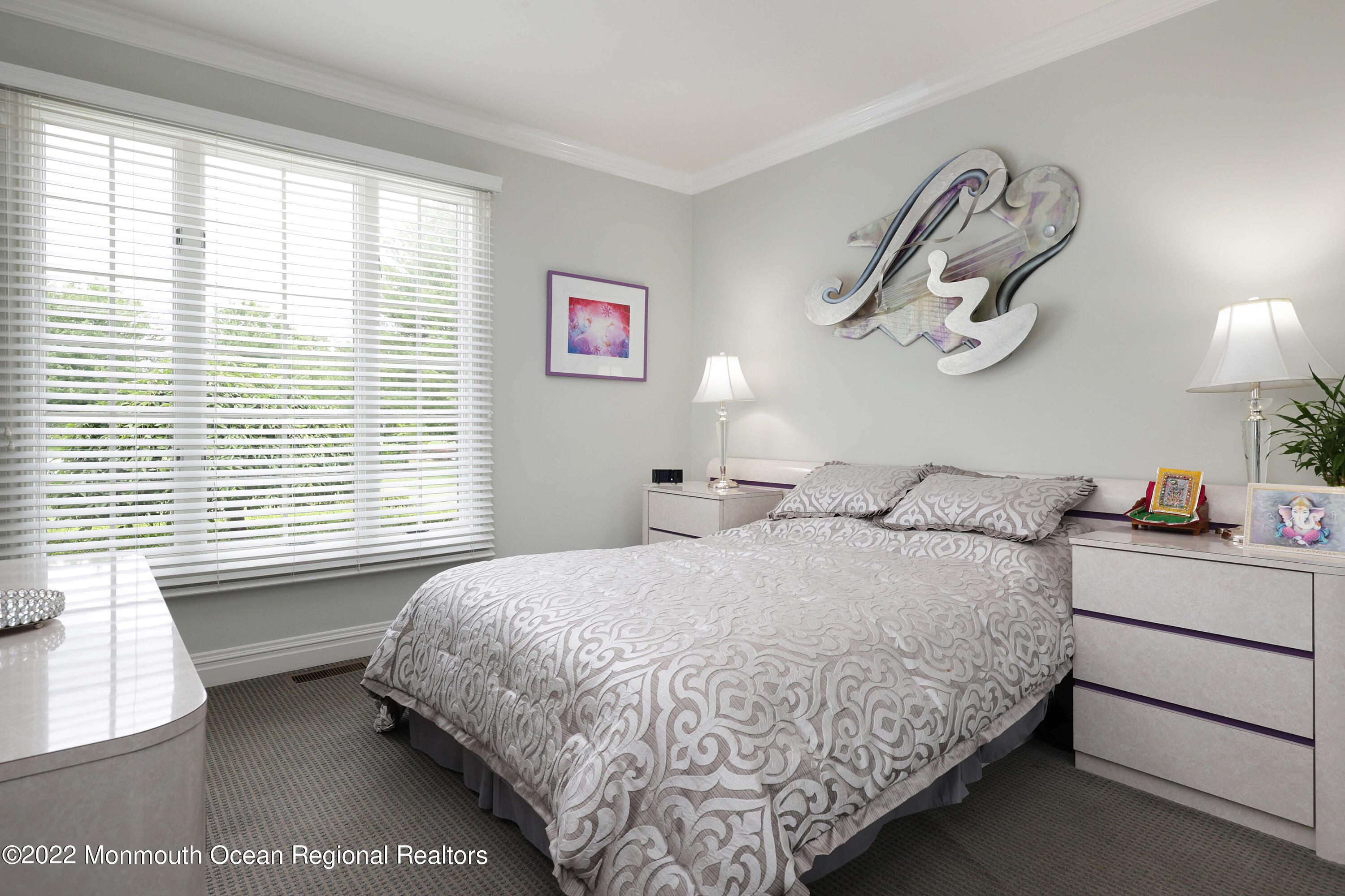 150 Highland Ridge Road Manalapan, NJ 07726 - Photo 22 of 59 758A3405