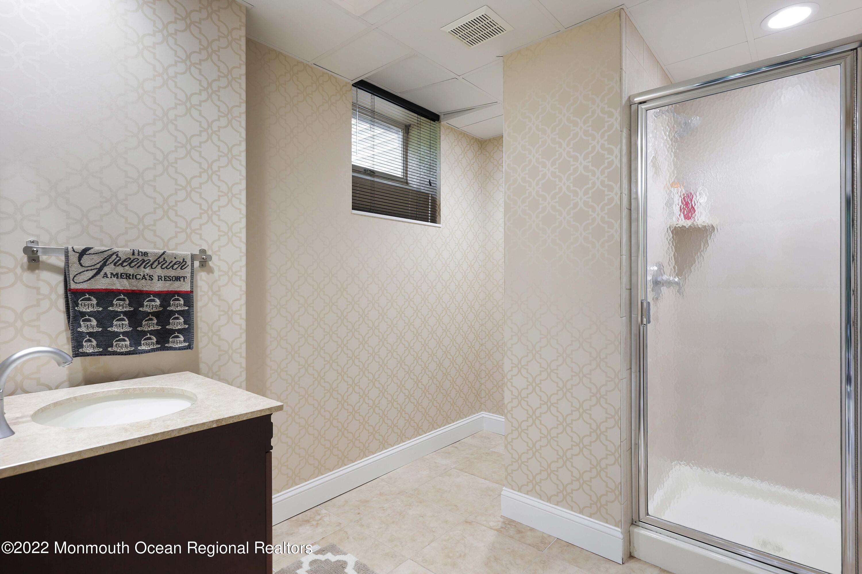 150 Highland Ridge Road Manalapan, NJ 07726 - Photo 37 of 59 758A3580