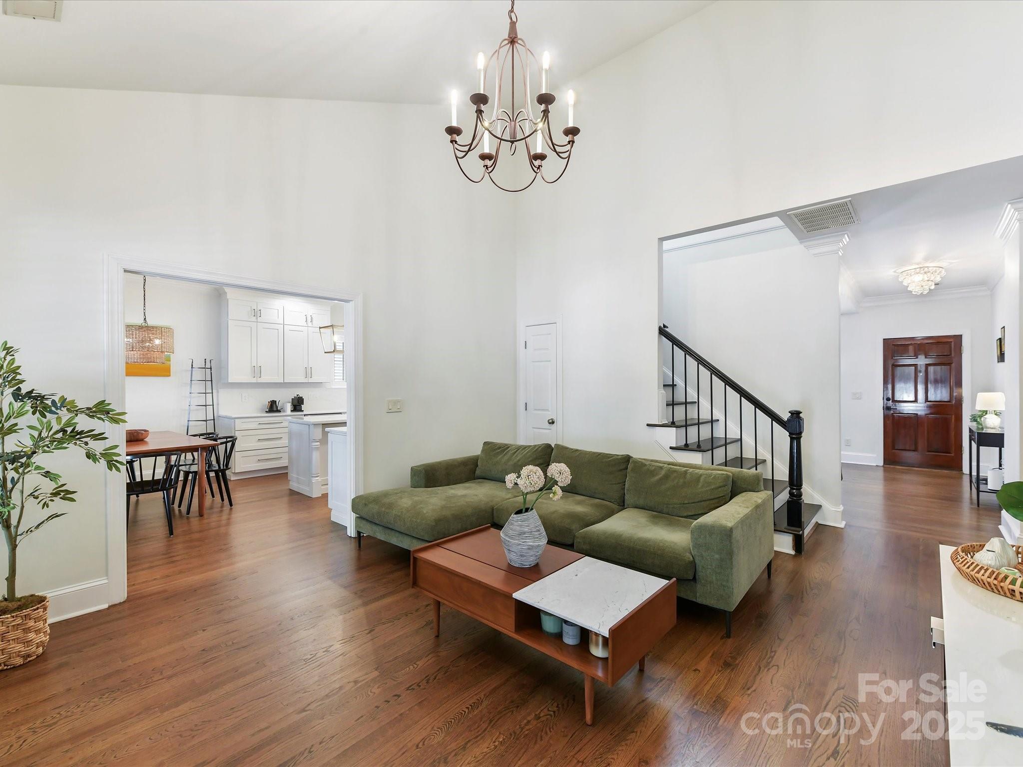 3813 Selwyn Farms Lane Charlotte, NC 28209 - Photo 15 of 41