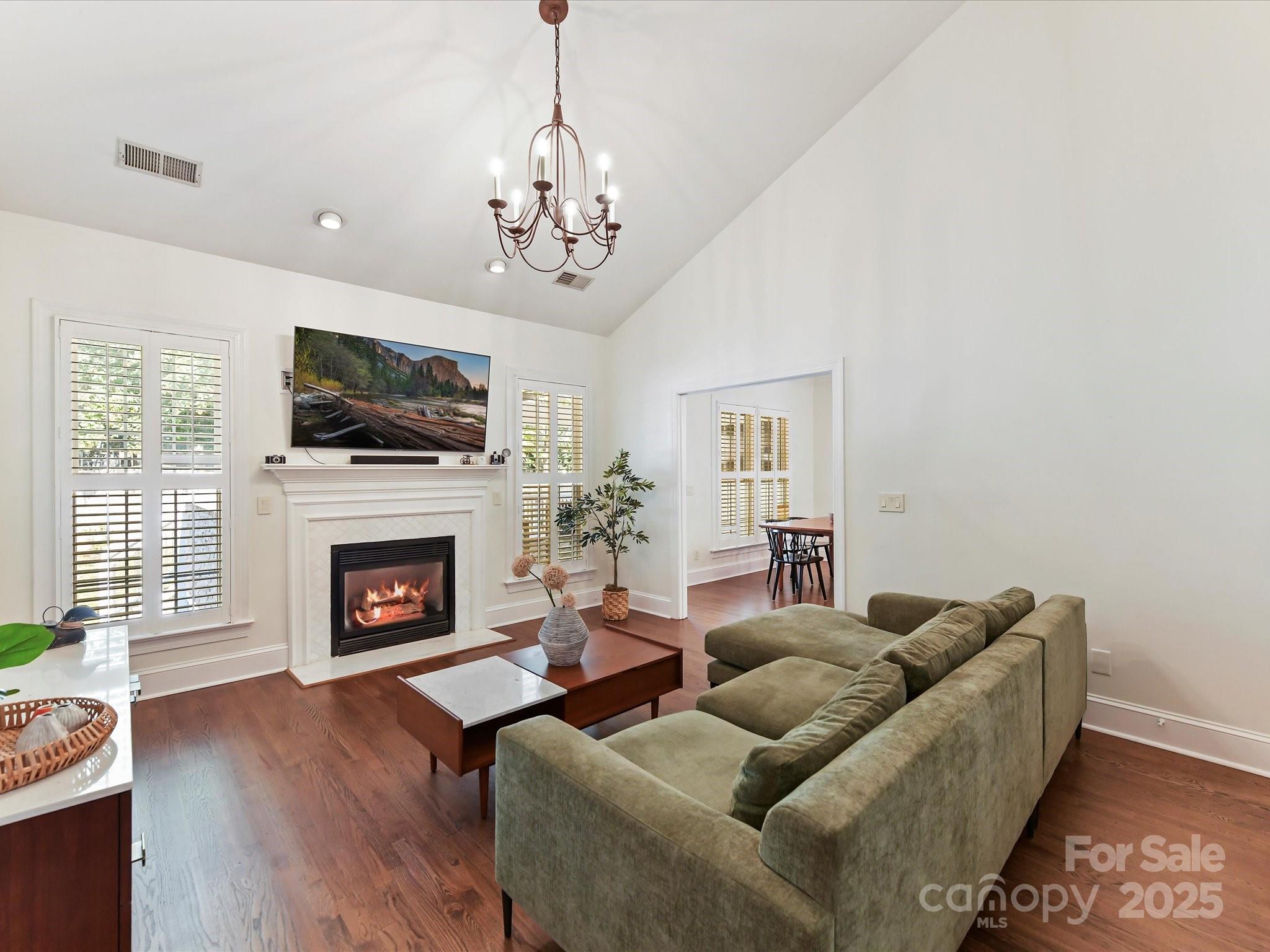 3813 Selwyn Farms Lane Charlotte, NC 28209 - Photo 16 of 41