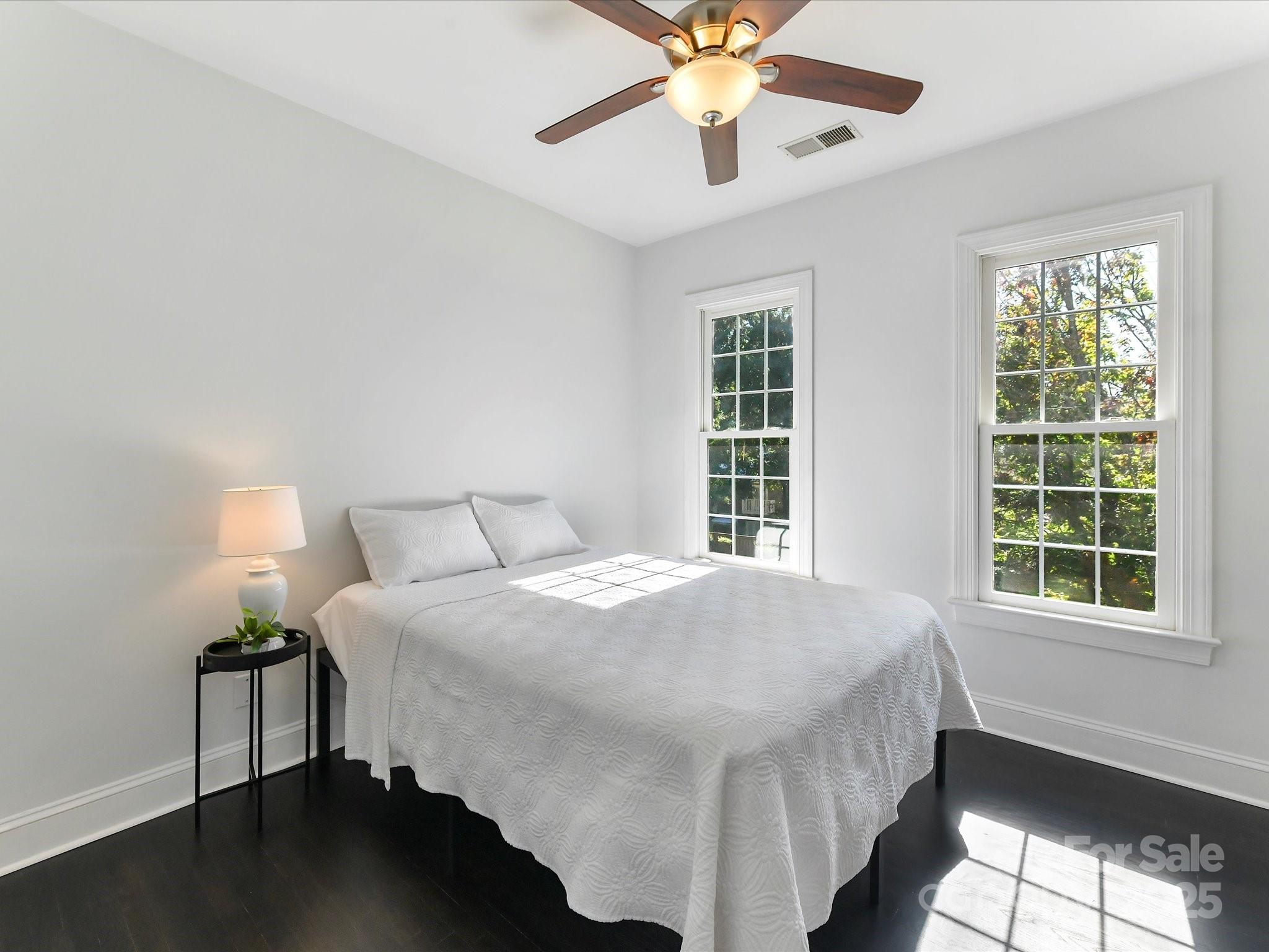 3813 Selwyn Farms Lane Charlotte, NC 28209 - Photo 24 of 41