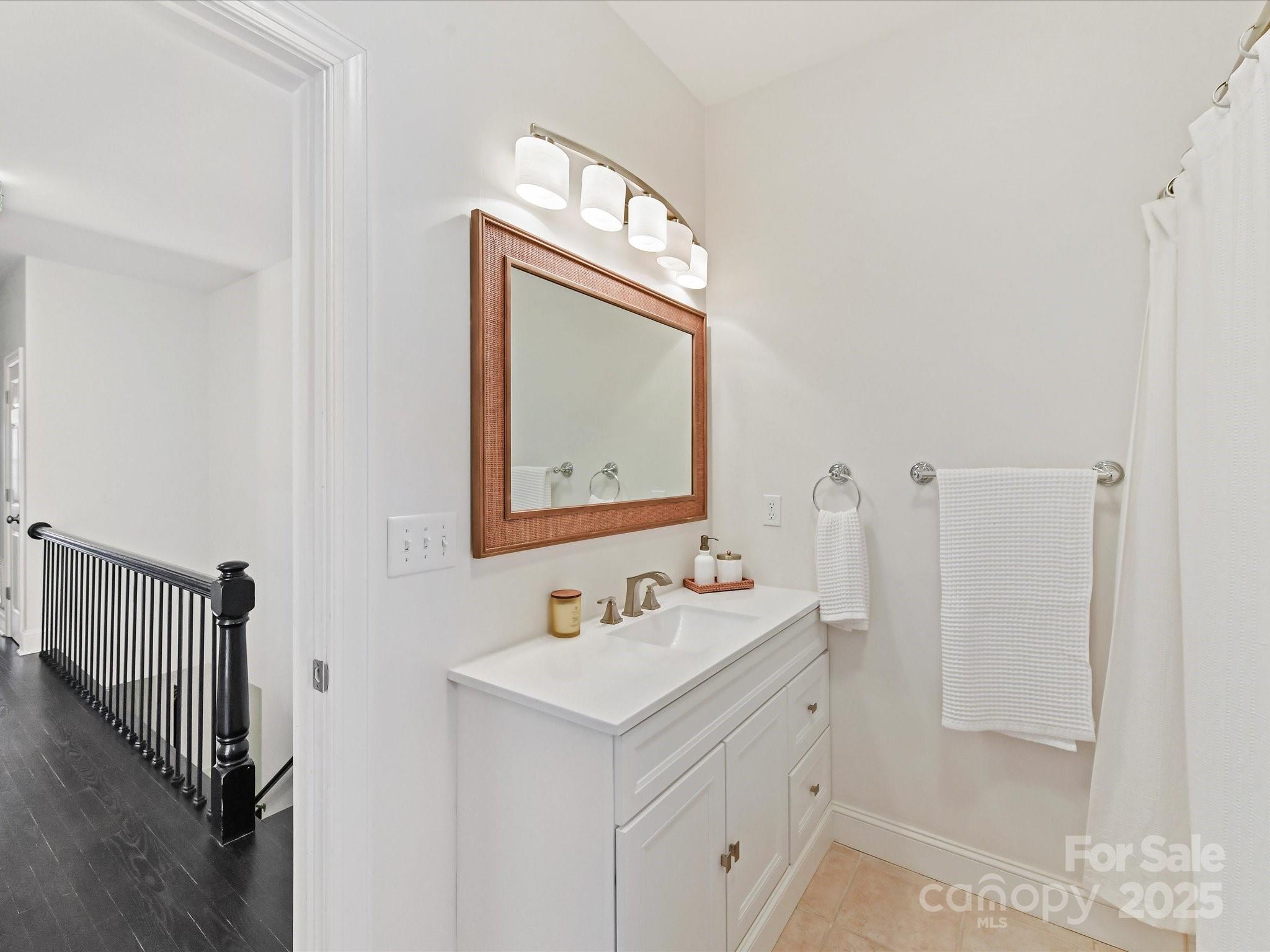 3813 Selwyn Farms Lane Charlotte, NC 28209 - Photo 25 of 41