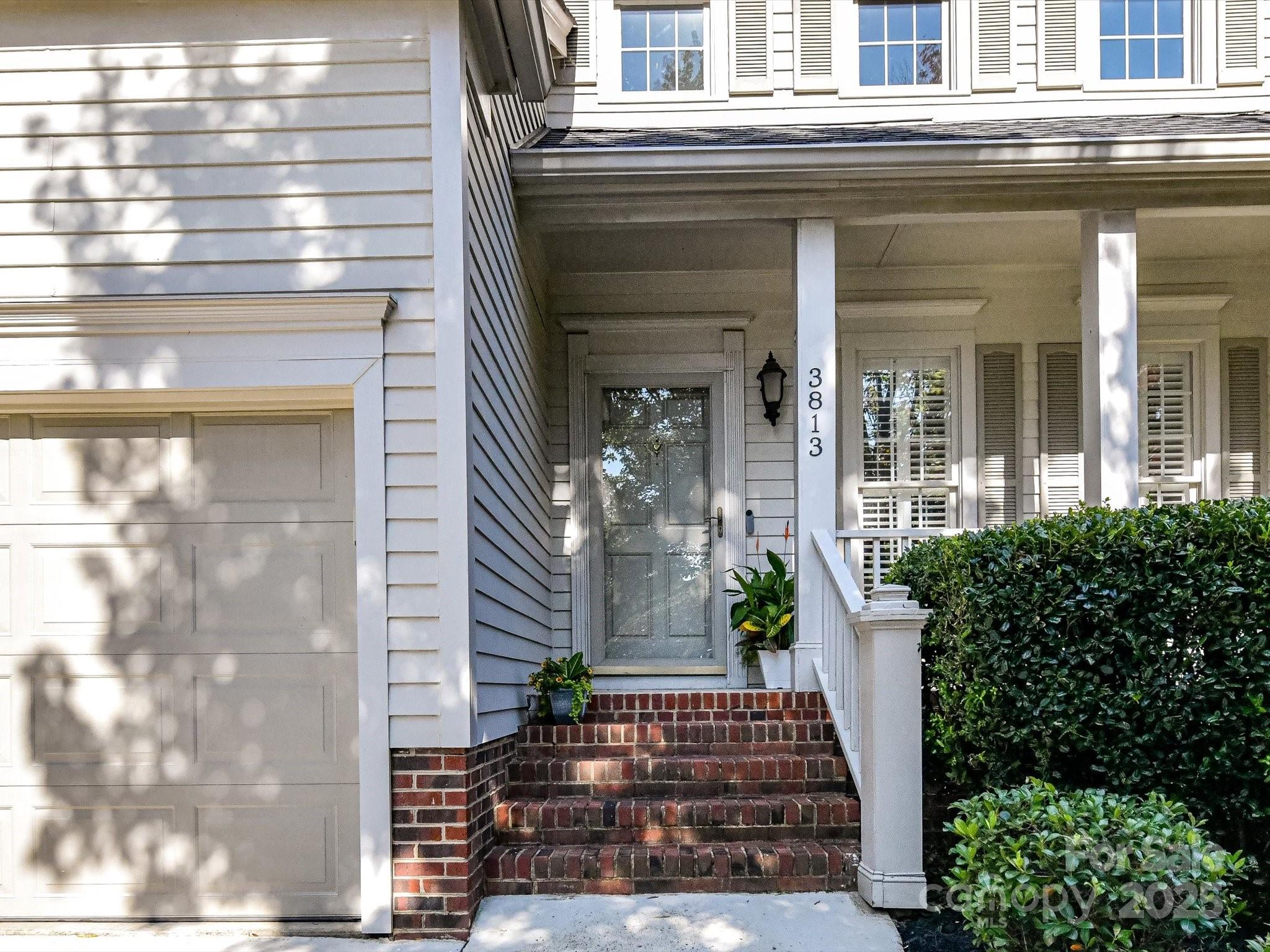 3813 Selwyn Farms Lane Charlotte, NC 28209 - Photo 3 of 41