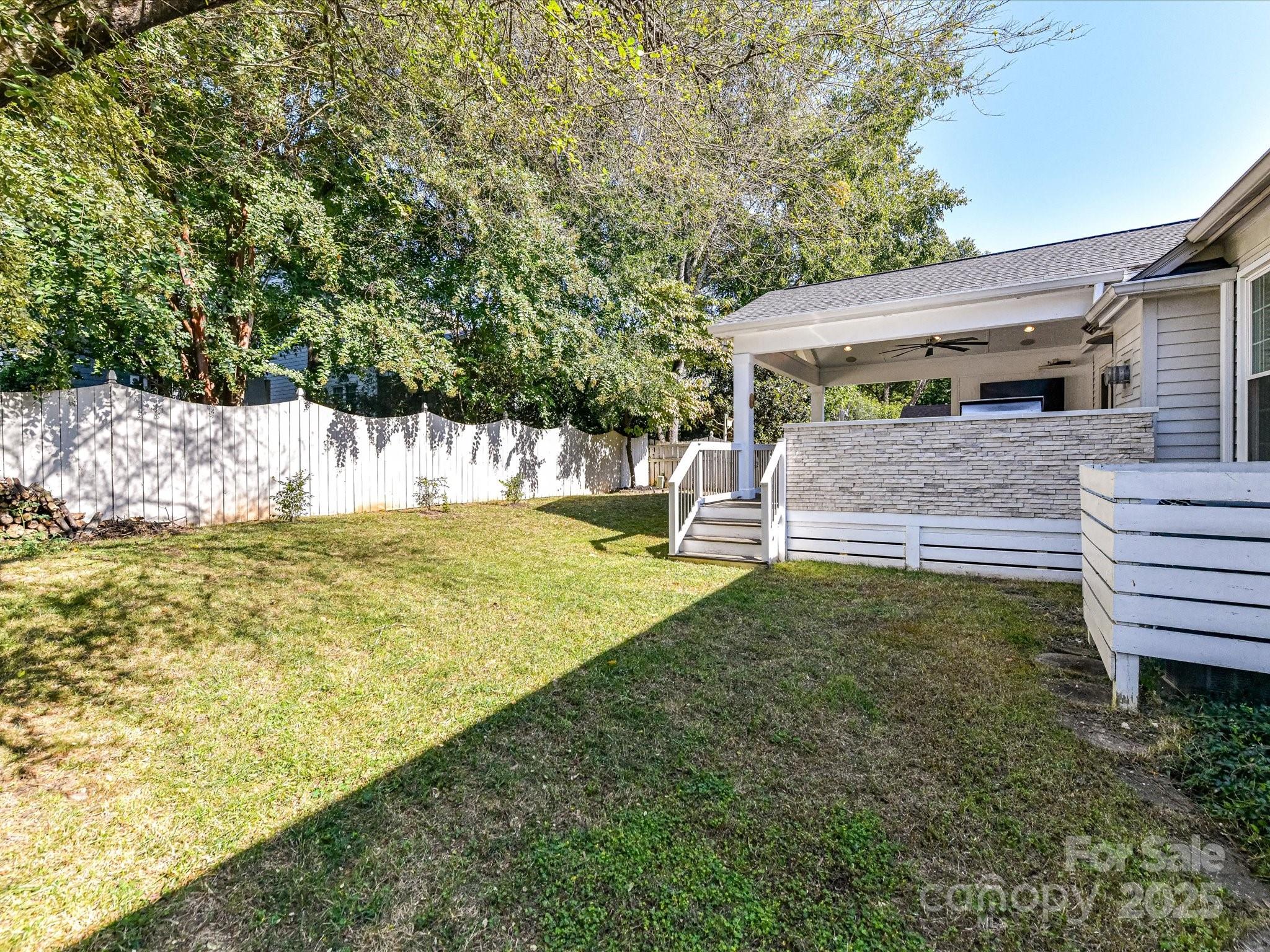 3813 Selwyn Farms Lane Charlotte, NC 28209 - Photo 33 of 41