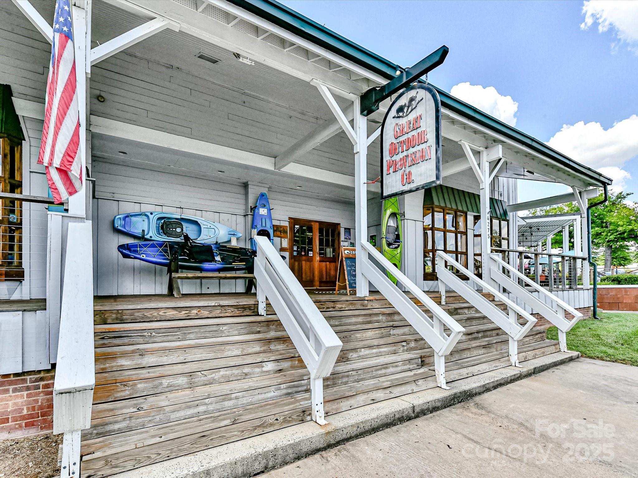 3813 Selwyn Farms Lane Charlotte, NC 28209 - Photo 39 of 41