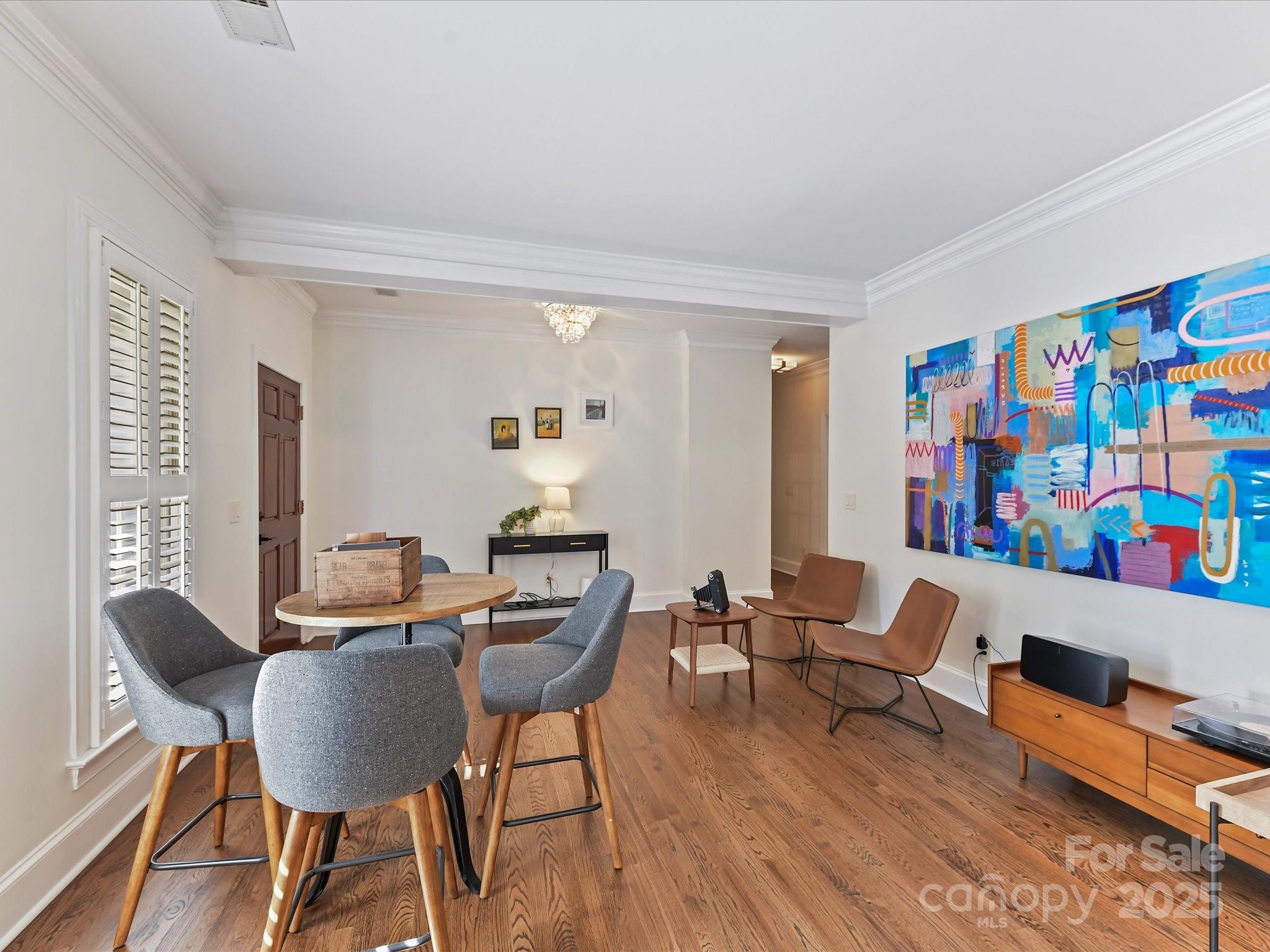 3813 Selwyn Farms Lane Charlotte, NC 28209 - Photo 8 of 41