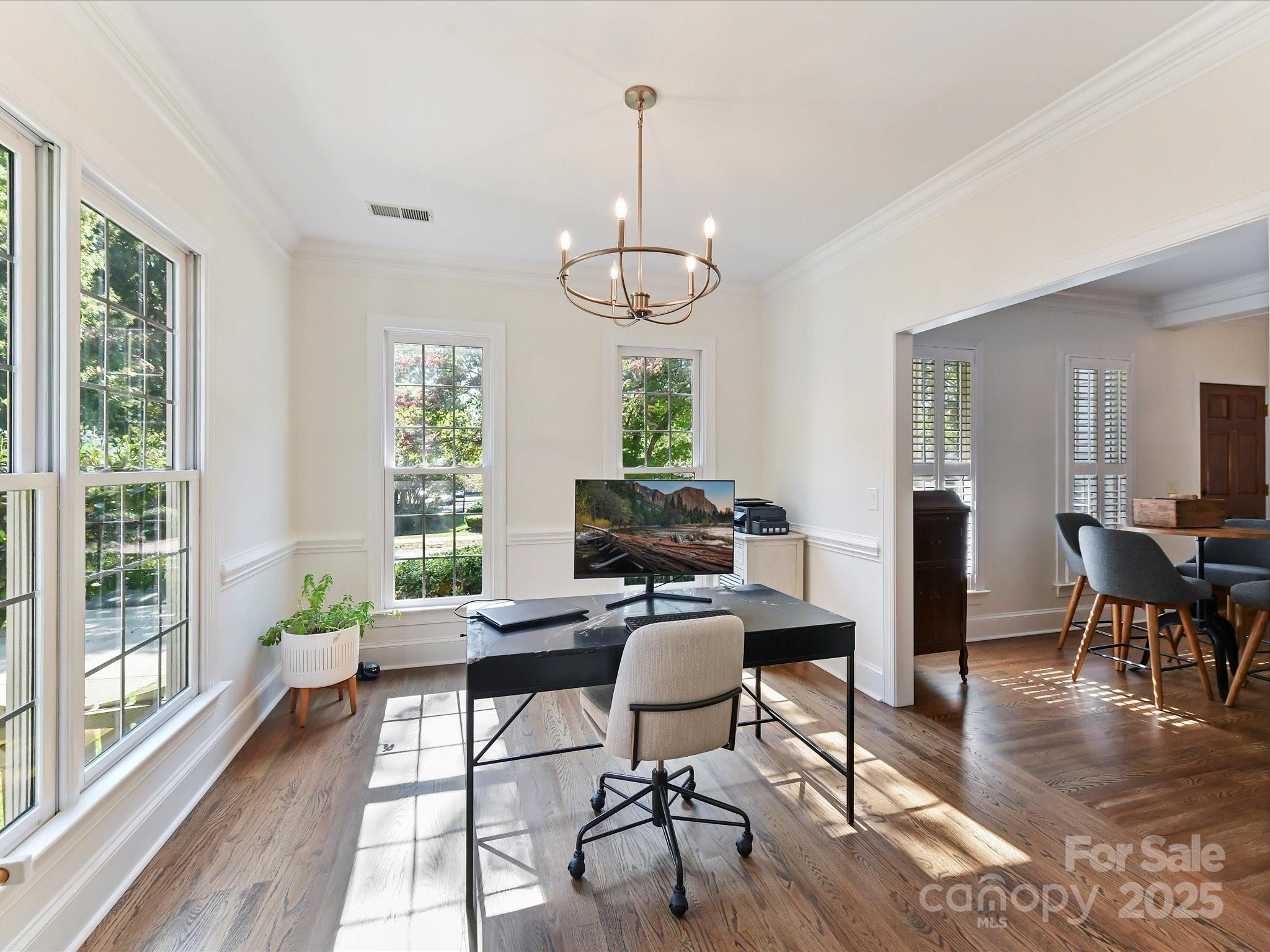 3813 Selwyn Farms Lane Charlotte, NC 28209 - Photo 9 of 41