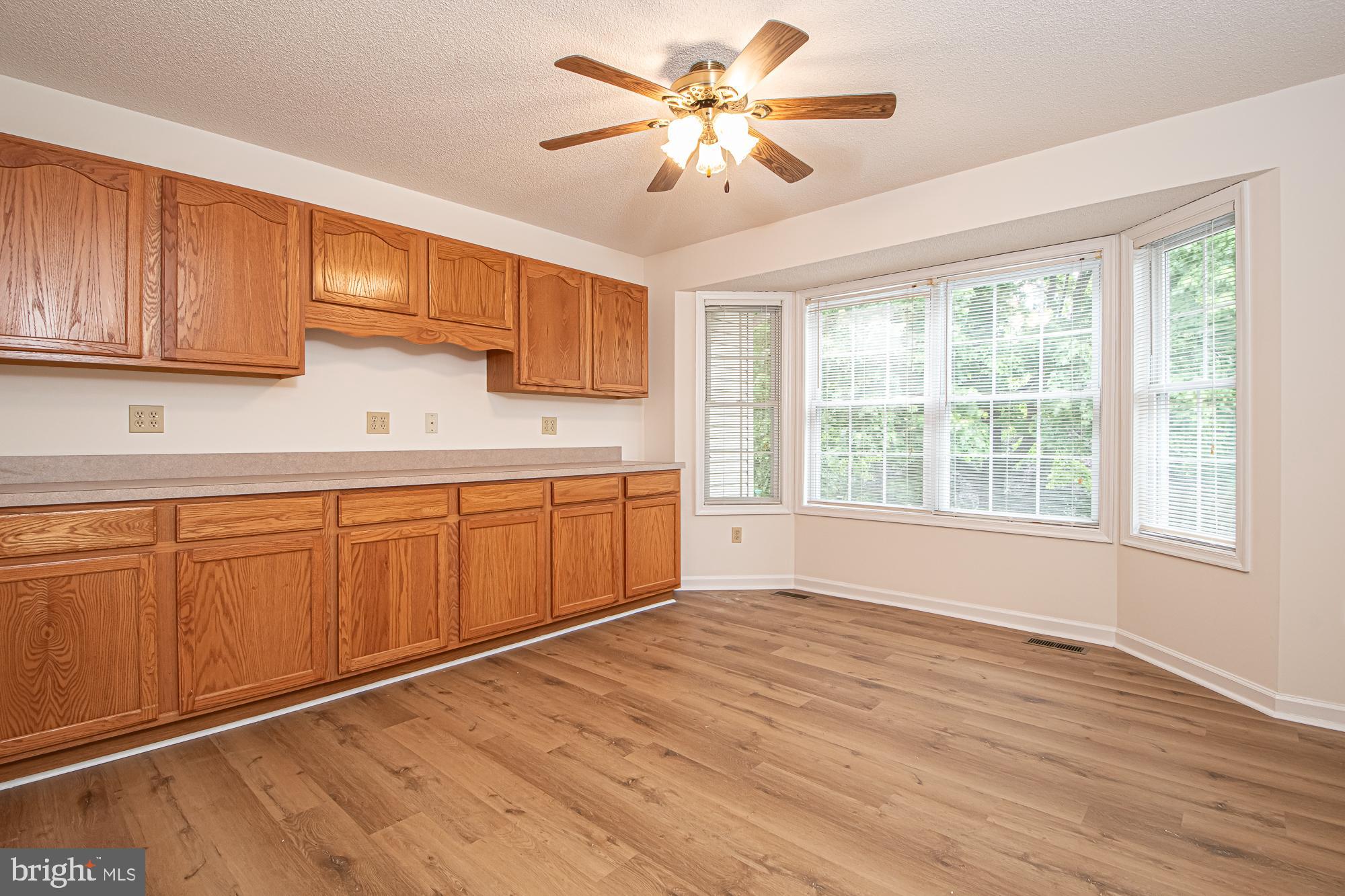 1001 North Timber Ridge Road Cross Junction, VA 22625 - Photo 21 of 69 Second dining area