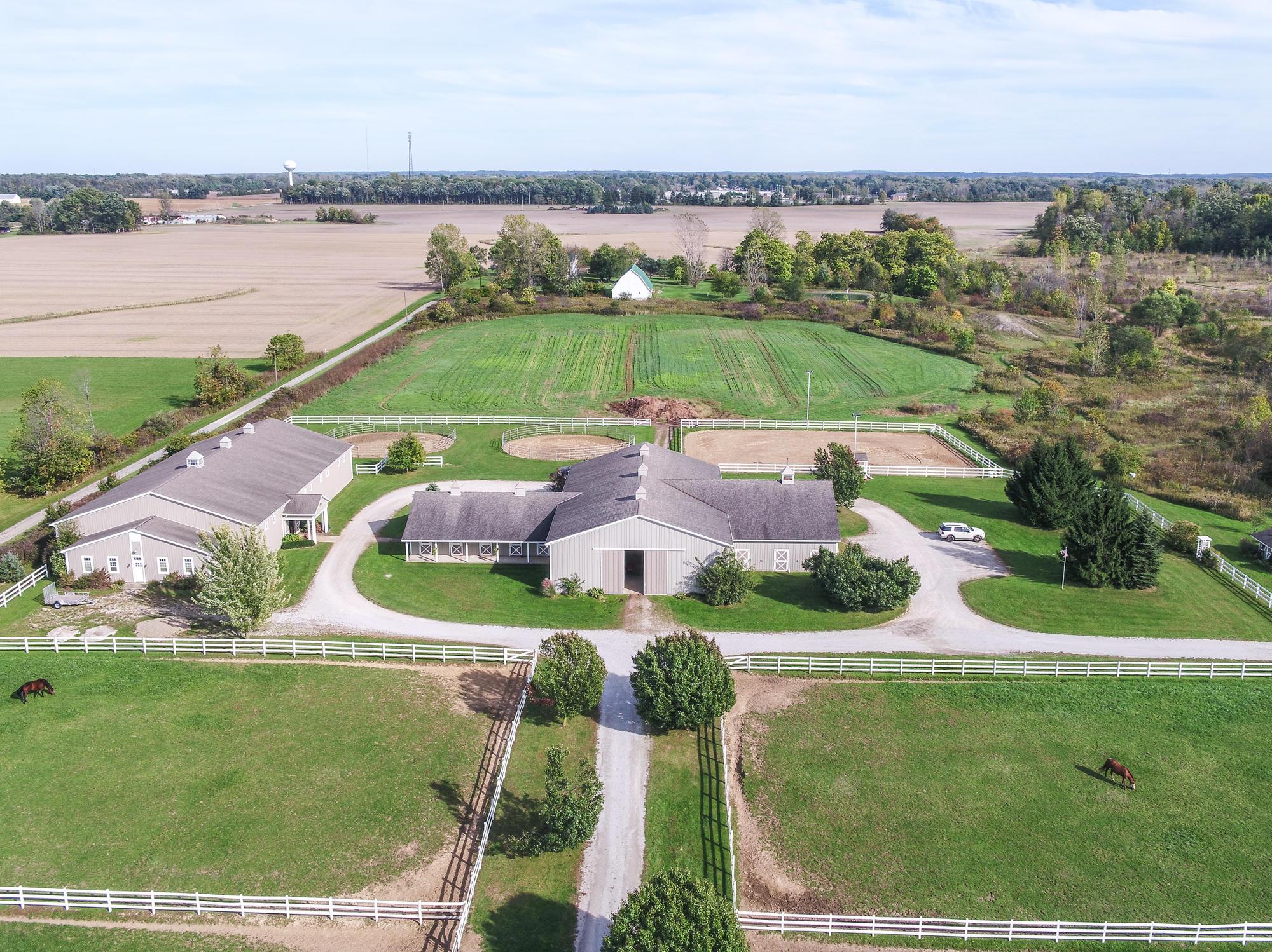 1271 Biddle Road Galion, OH 44833 - Photo 3 of 26