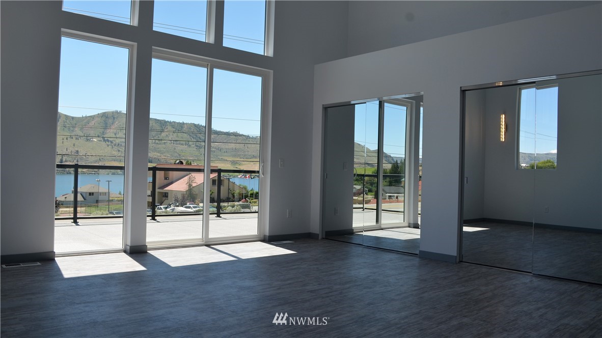 100 Riviera Drive Chelan, WA 98816 - Photo 20 of 40 Gallery Image 20