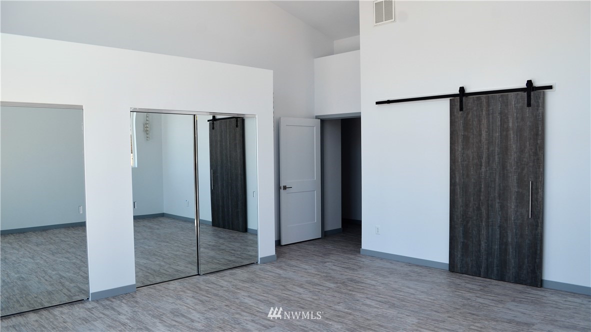 100 Riviera Drive Chelan, WA 98816 - Photo 21 of 40 Gallery Image 21