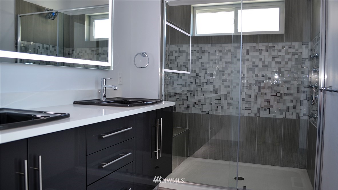100 Riviera Drive Chelan, WA 98816 - Photo 23 of 40 Gallery Image 23