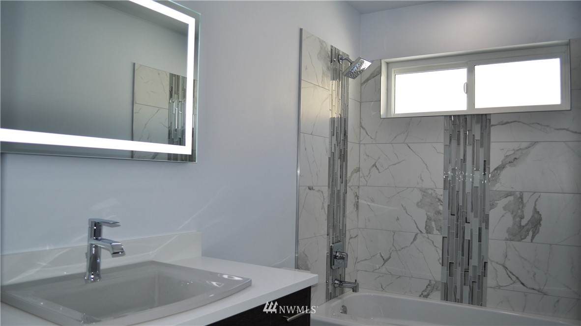 100 Riviera Drive Chelan, WA 98816 - Photo 25 of 40 Gallery Image 25