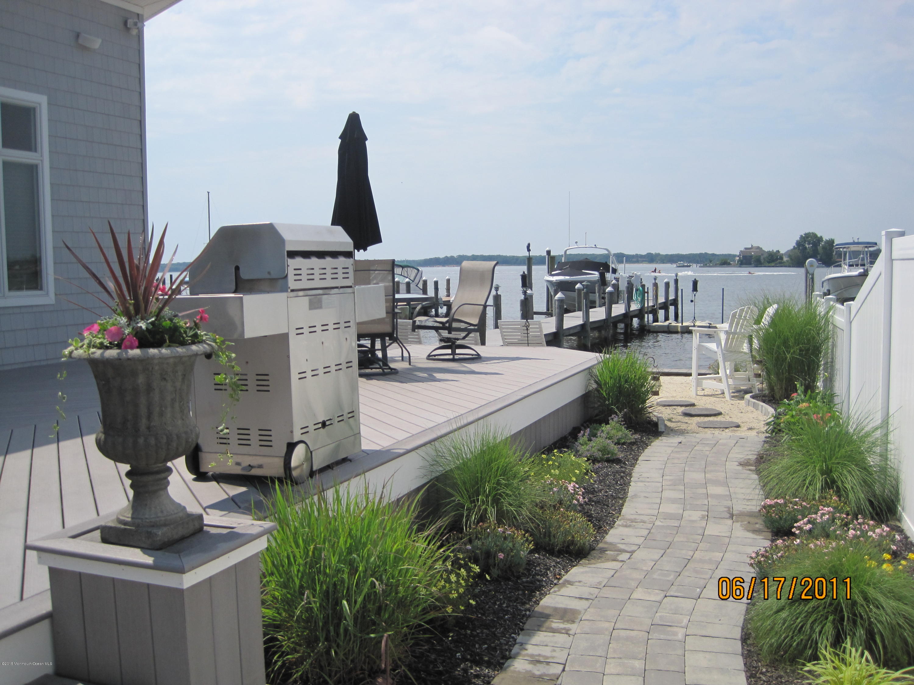 145 Pinewood Road Toms River, NJ 08753 - Photo 2 of 24 3 Walk Way Pinewood.JPG